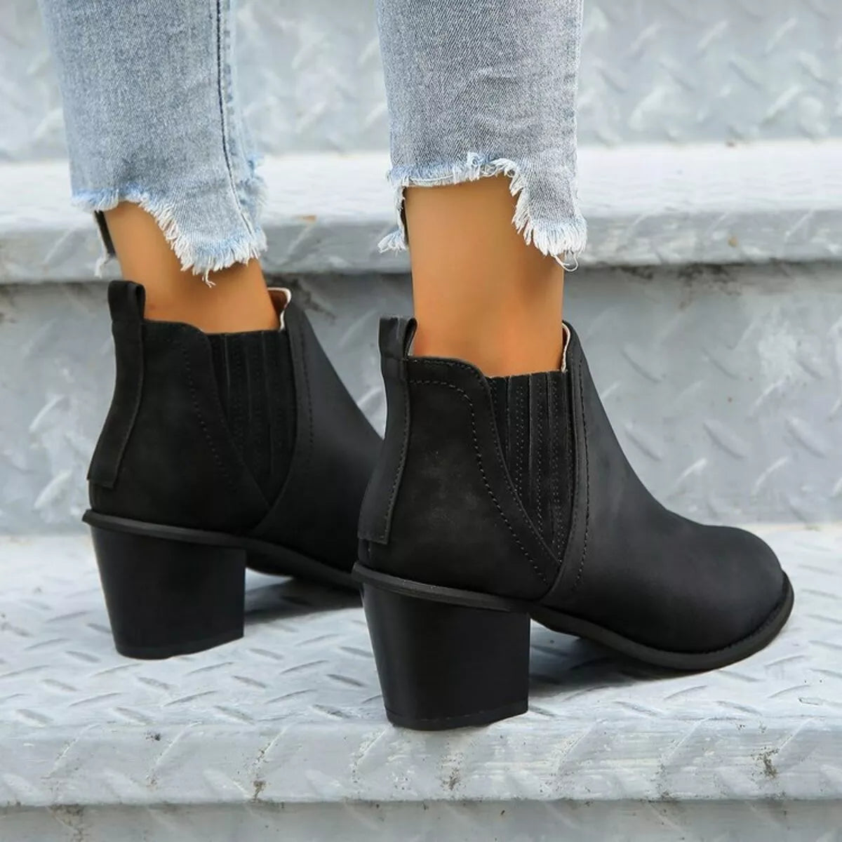 4f94baf8d1834cf8b885e5bf8fc57e16-Max-Origin